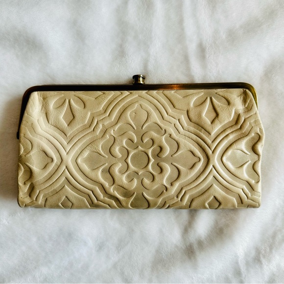 HOBO Handbags - Hobo Lauren Cream Embossed Clutch Wallet